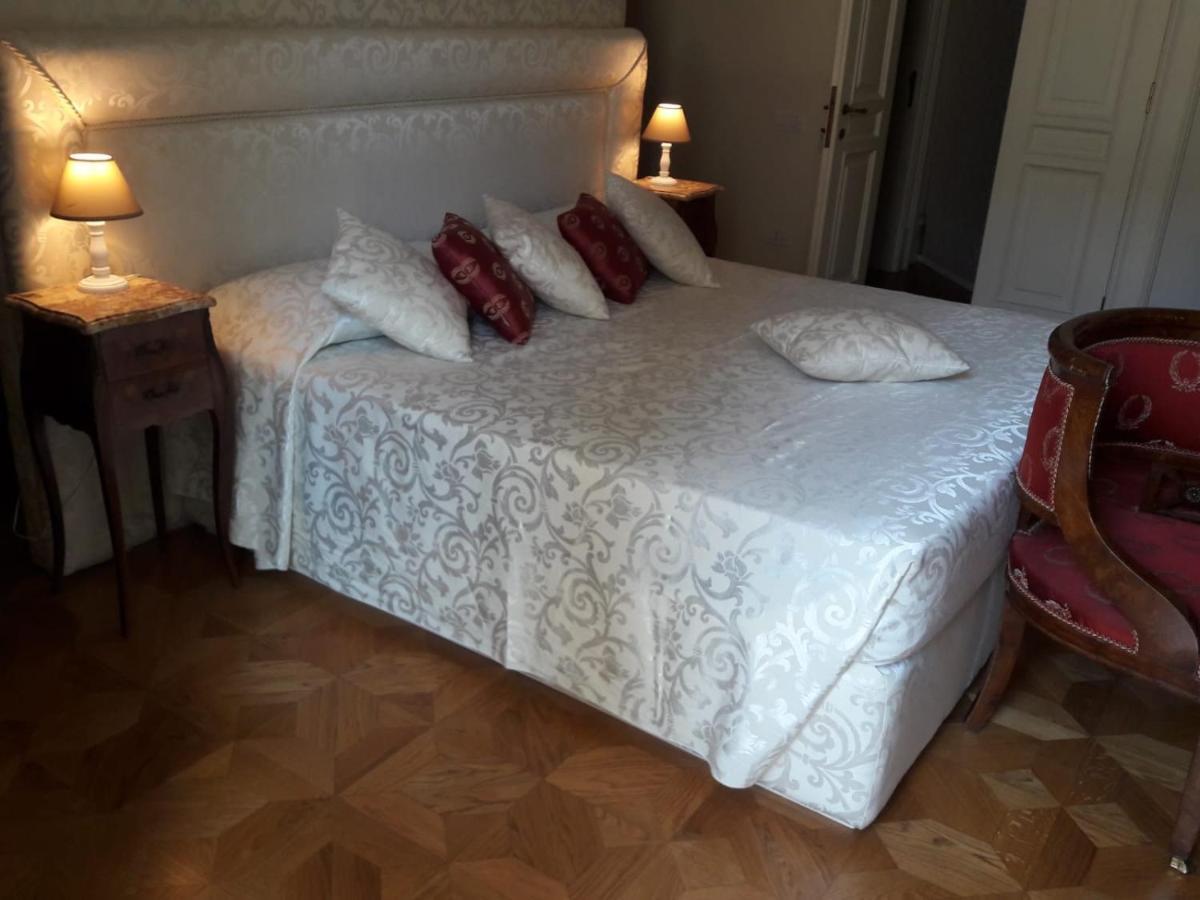 Le Suites Di Jo - Central Station Frühstückspension