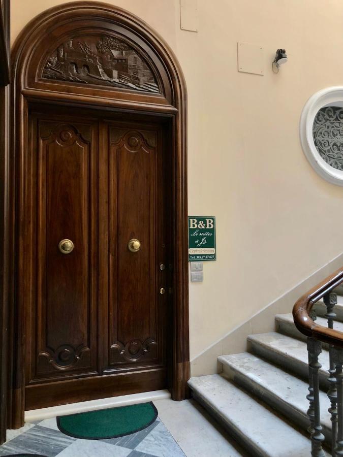 Le Suites Di Jo - Central Station Frühstückspension Bari