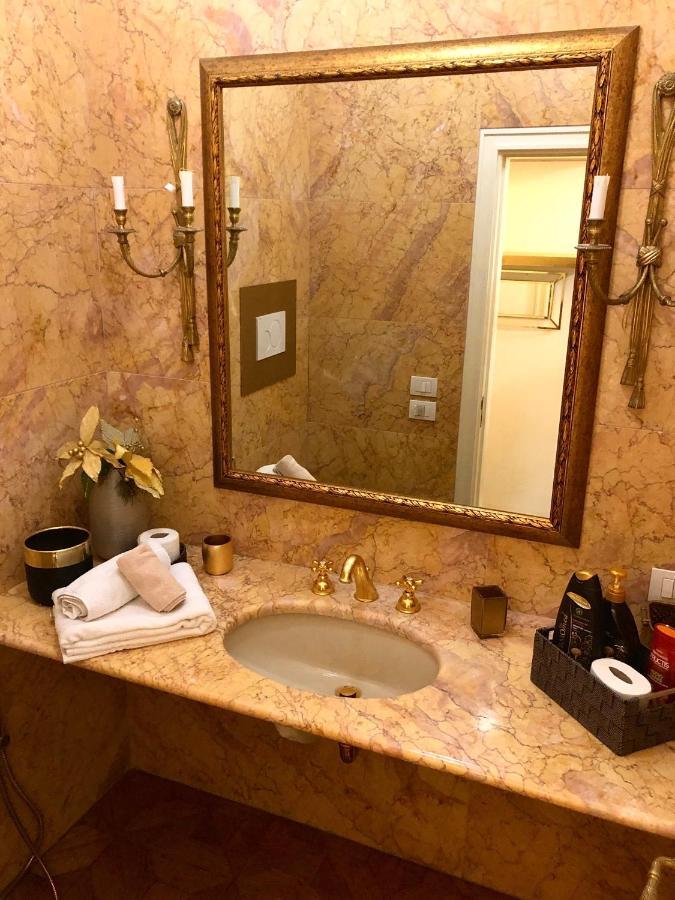 Le Suites Di Jo - Central Station Frühstückspension Bari